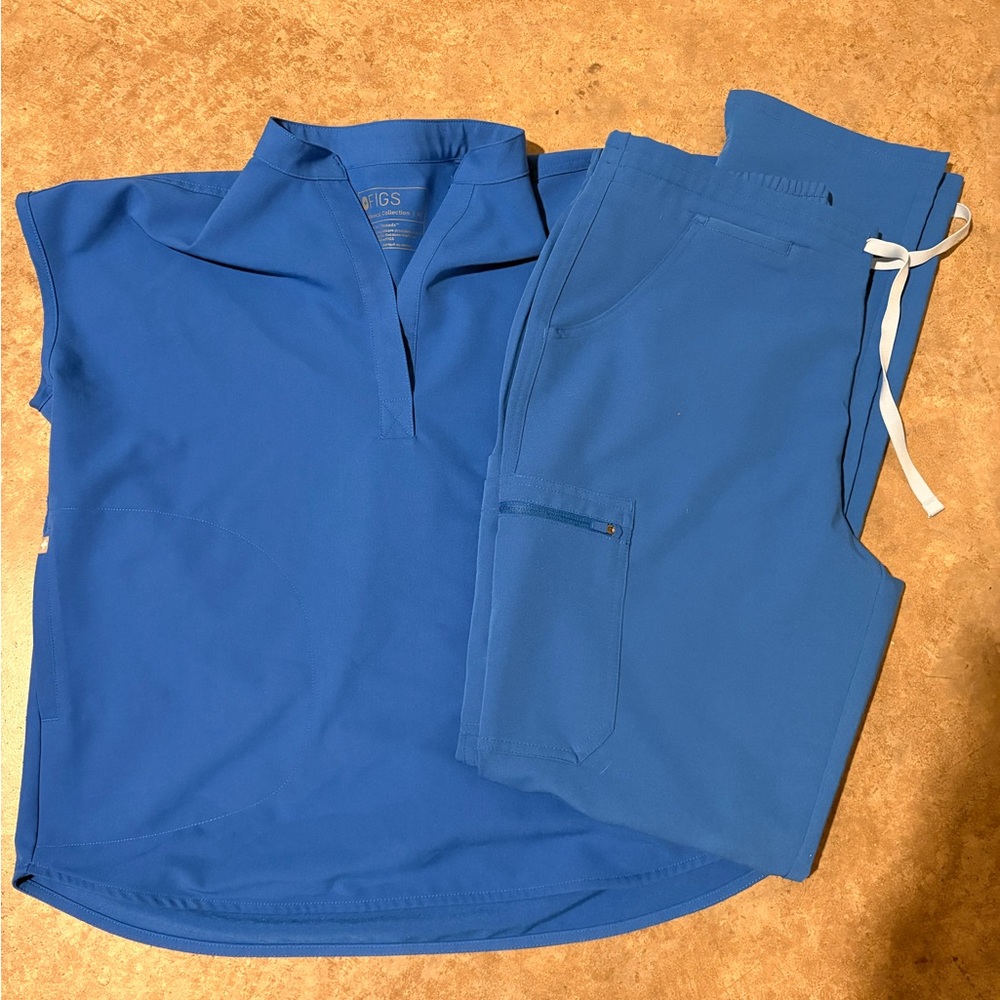 Figs Blue Scrub Top and Drawstring Pants